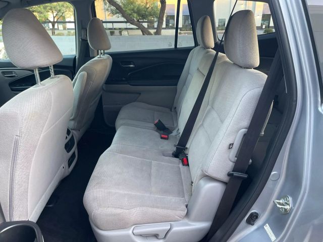 2016 Honda Pilot - Image 18