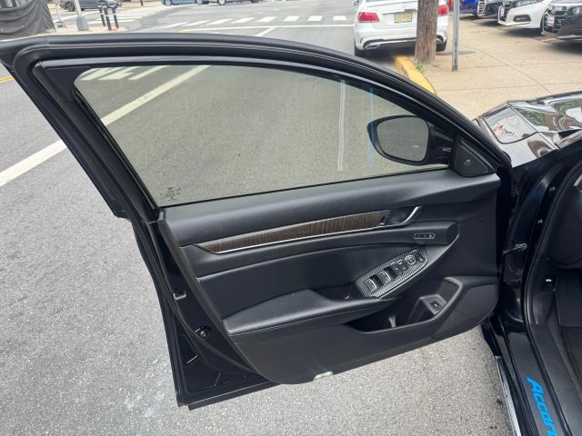 2021 HONDA ACCORD SEDAN 4-CYL, VTEC, TURBO, 2.0 LITER TOURING SEDAN 4D