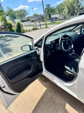 2019 Ford Fiesta Se Sedan 4d - Image 8