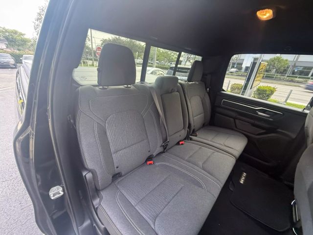 2019 Ram 1500 Crew Cab - Image 16