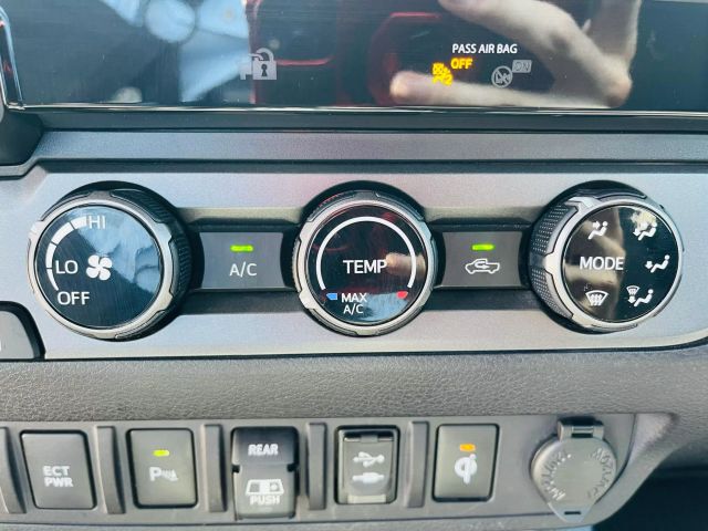2018 Toyota Tacoma Double Cab - Image 45
