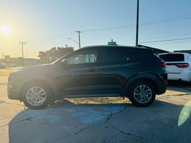 2016 Hyundai Tucson - Image 7