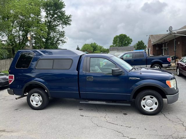 2009 Ford F150 Regular Cab - Image 4