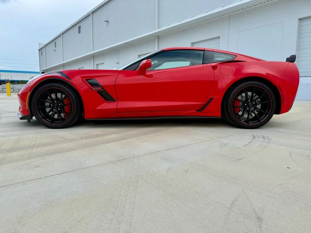 2019 Chevrolet Corvette - Image 30