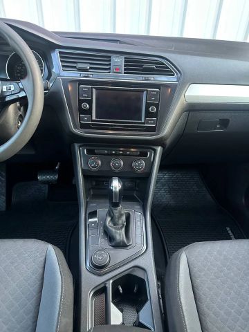 2019 Volkswagen Tiguan - Image 30
