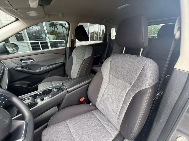 2021 Nissan Rogue - Image 12