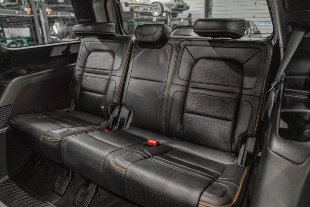2024 Lincoln Navigator Black Label Sport Utility 4d - - Image 23