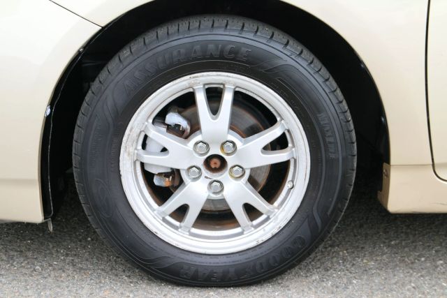 2010 Toyota Prius - Image 30