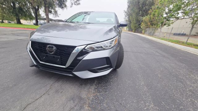 2020 Nissan Sentra - Image 25