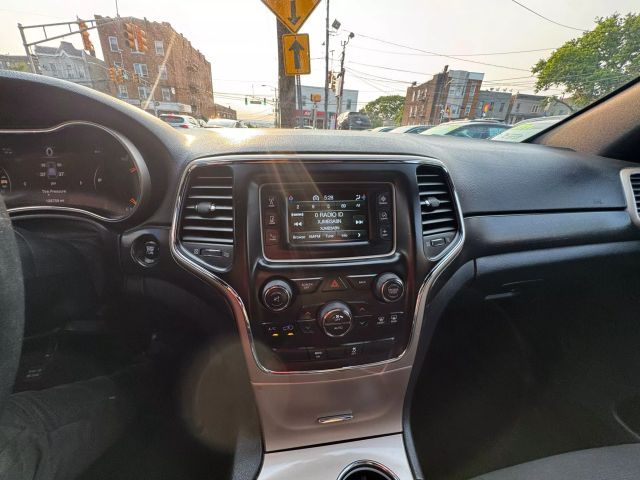 2015 JEEP GRAND CHEROKEE SUV V6, FLEX FUEL, 3.6 LITER LAREDO SPORT UTILITY 4D