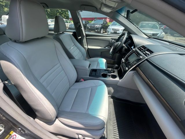 2017 Toyota Camry - Image 6