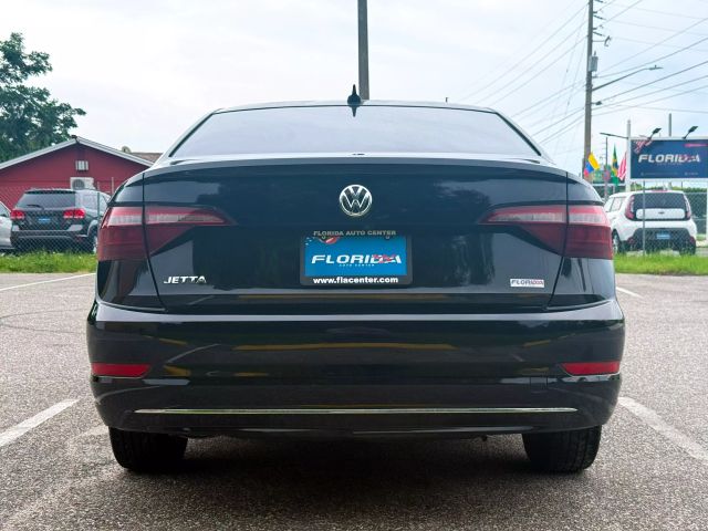 2021 Volkswagen Jetta - Image 6
