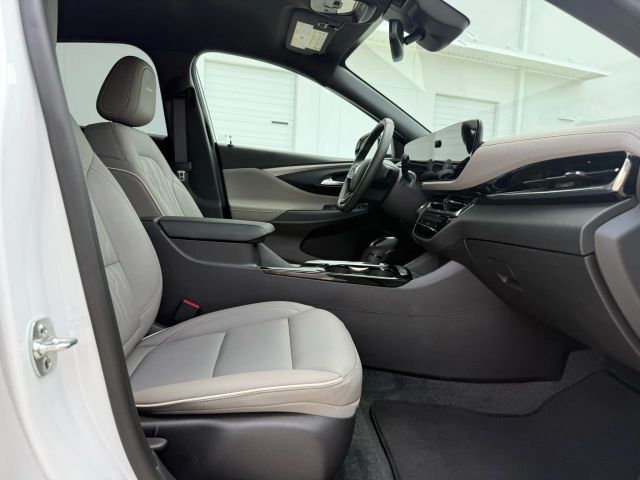 2025 Buick Envista - Image 102