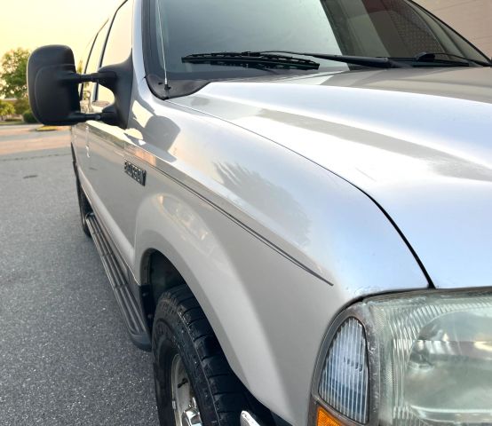 2002 Ford Excursion - Image 18