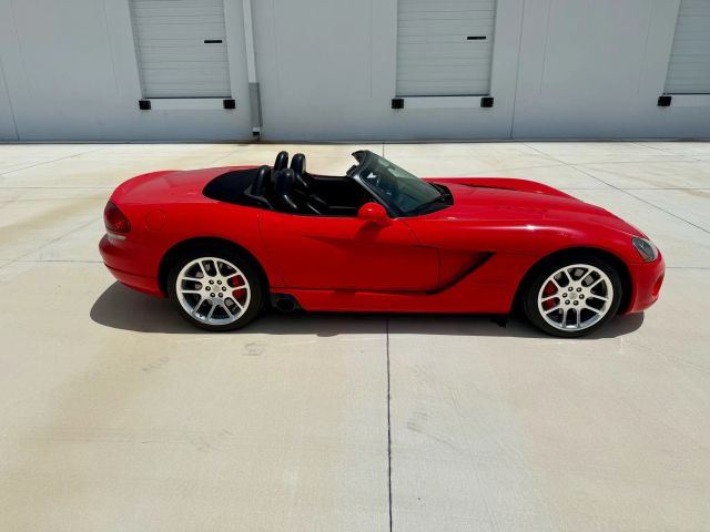 2004 Dodge Viper - Image 8