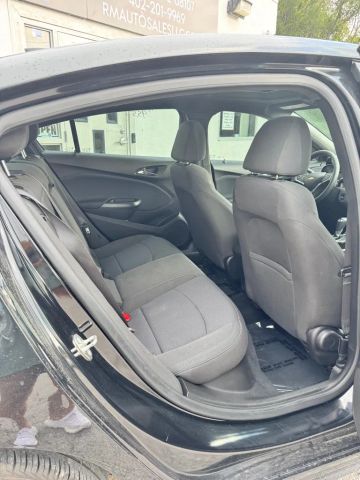 2018 Chevrolet Cruze Lt Sedan 4d - Image 17