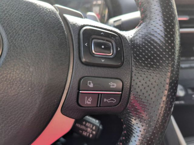 2018 Lexus Is - Image 17