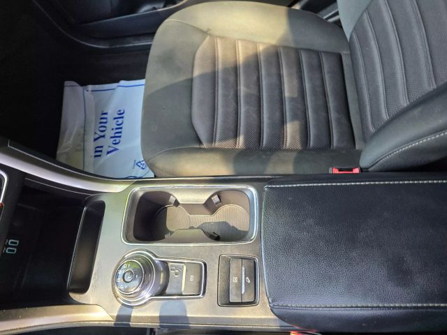 2019 Ford Fusion - Image 21