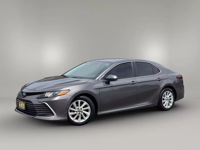 2023 Toyota Camry - Image 3