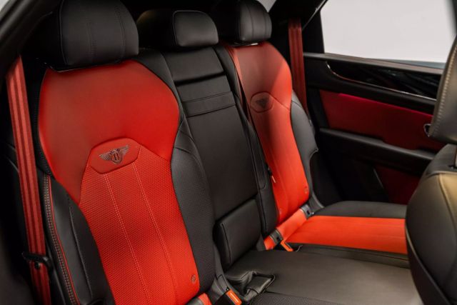 2022 Bentley Bentayga V8 Sport Utility 4d - - Image 29
