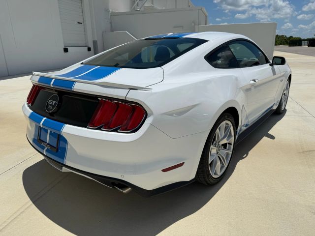 2015 Ford Mustang - Image 14