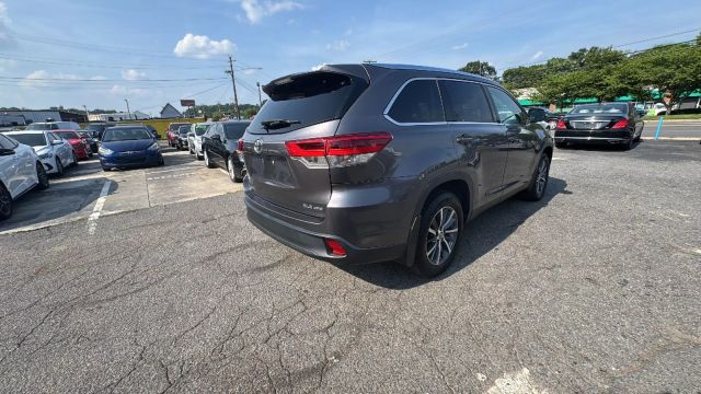 2019 Toyota Highlander - Image 3