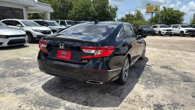 2018 Honda Accord - Image 19