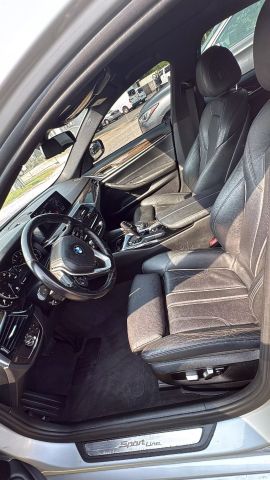 2019 Bmw 5 Series - Image 2
