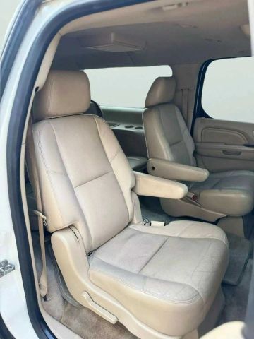 2013 Cadillac Escalade Esv - Image 21