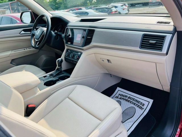 2018 Volkswagen Atlas - Image 26