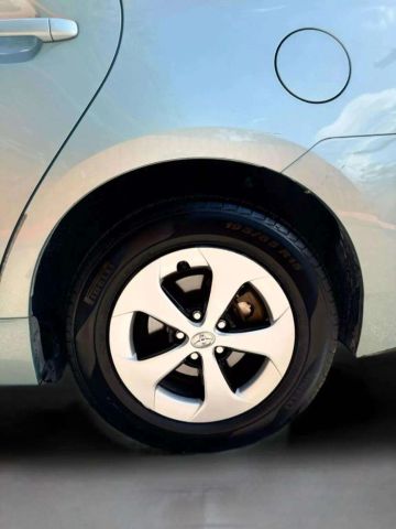 2013 Toyota Prius - Image 30