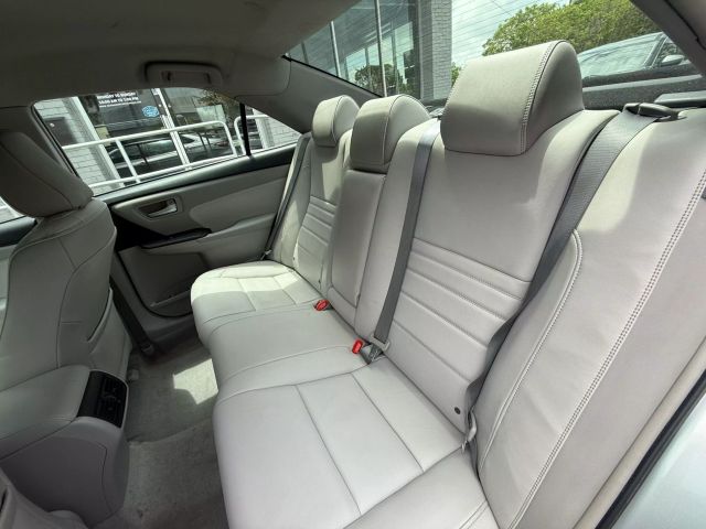 2016 Toyota Camry - Image 13