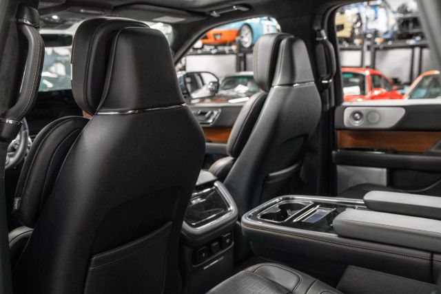 2024 Lincoln Navigator Black Label Sport Utility 4d - - Image 26