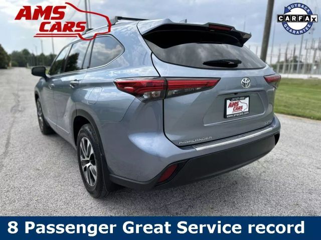 2022 Toyota Highlander - Image 7