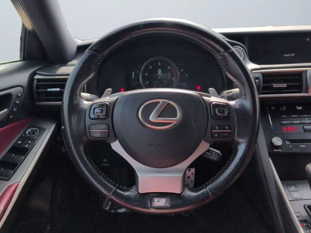 2018 Lexus Is - Image 12
