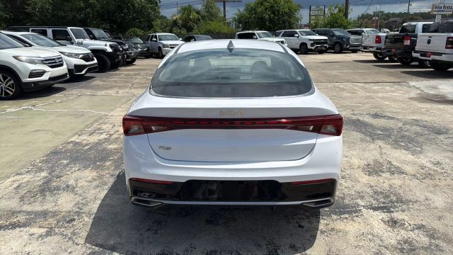2022 Kia K5 - Image 22