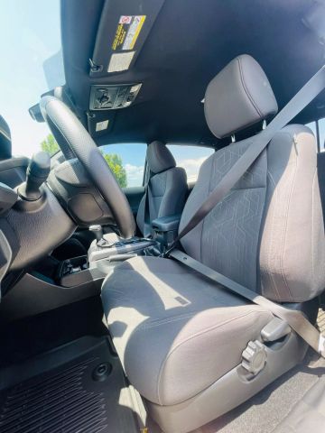 2018 Toyota Tacoma Double Cab - Image 22