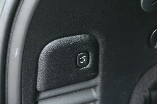 2015 Jeep Grand Cherokee - Image 26