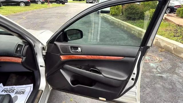 2007 Infiniti G - Image 17