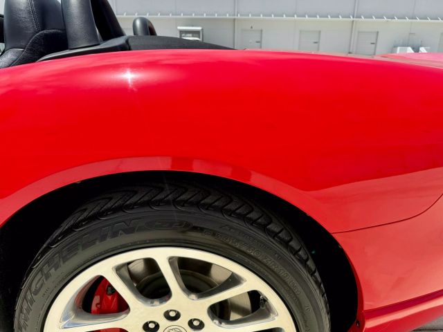 2004 Dodge Viper - Image 34