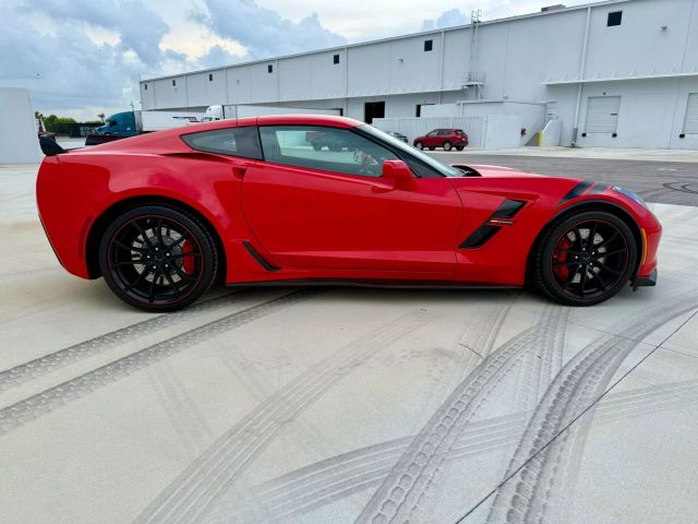 2019 Chevrolet Corvette - Image 7
