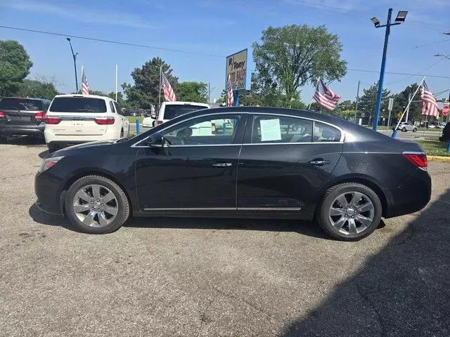 2012 Buick Lacrosse - Image 4
