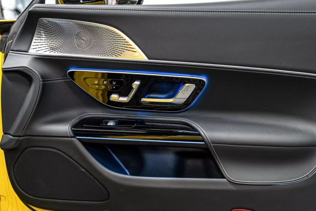 2024 Mercedes-benz Mercedes-amg Sl Sl 43 Performance Roadster 2d - - Image 33