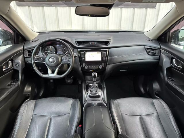 2018 Nissan Rogue - Image 22