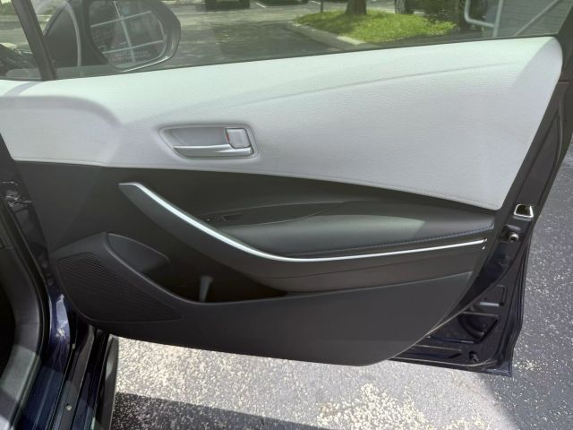2020 Toyota Corolla - Image 23