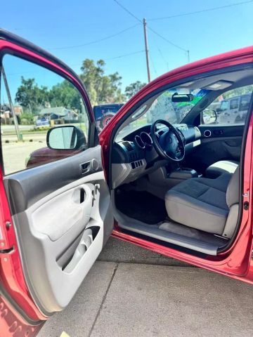 2008 Toyota Tacoma Regular Cab Pickup 2d 6 Ft - Image 9