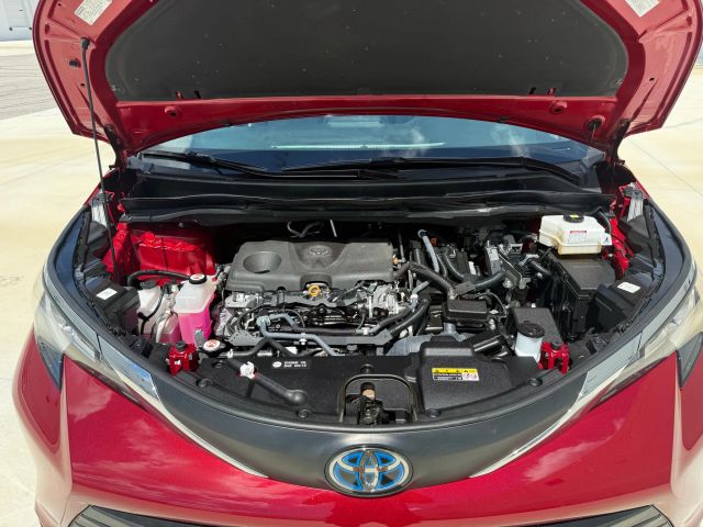 2021 Toyota Sienna - Image 63