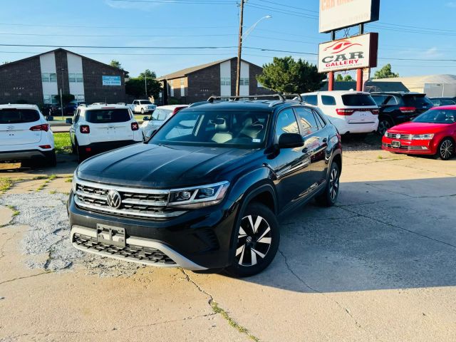 2021 Volkswagen Atlas Cross Sport - Image 2