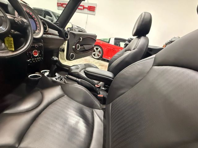 2015 Mini Convertible - Image 82