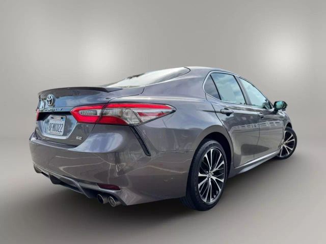 2018 Toyota Camry - Image 9